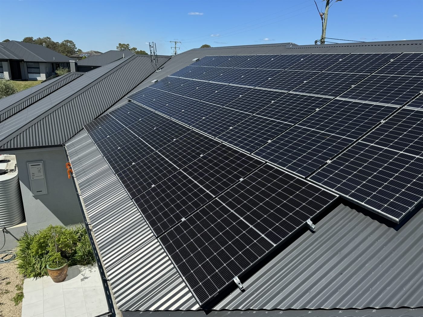 Clean residential rooftop solar install